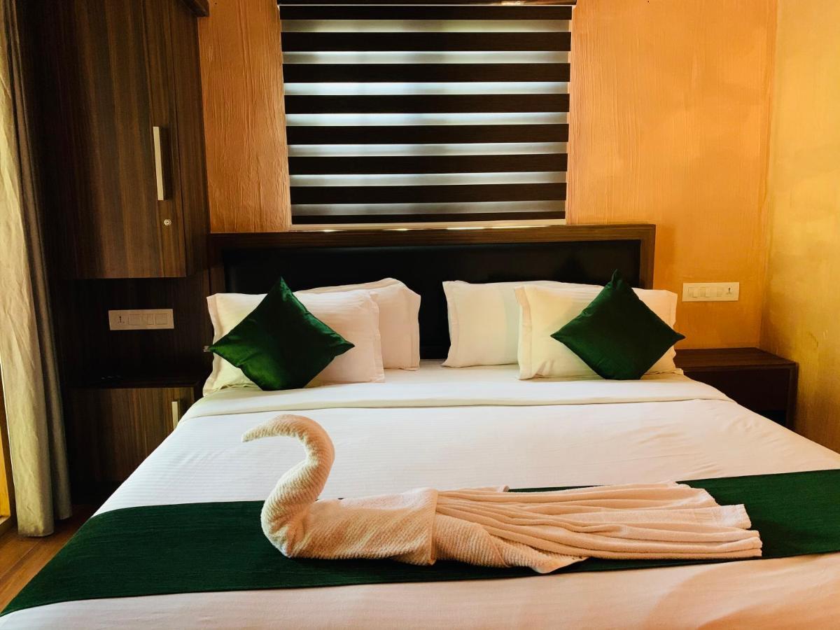 ויטירי Wayanad Doubletree Villa מראה חיצוני תמונה