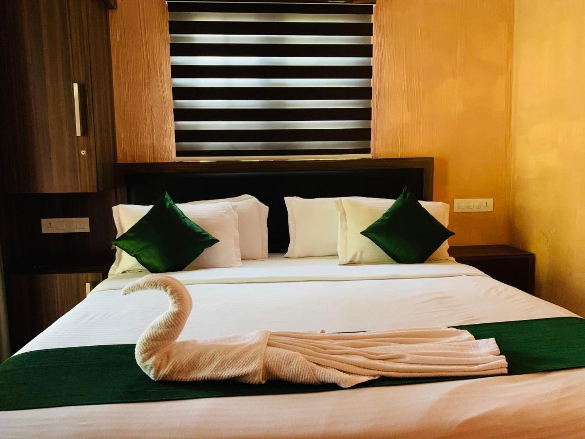 ויטירי Wayanad Doubletree Villa מראה חיצוני תמונה