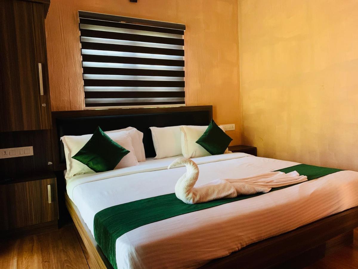 ויטירי Wayanad Doubletree Villa מראה חיצוני תמונה